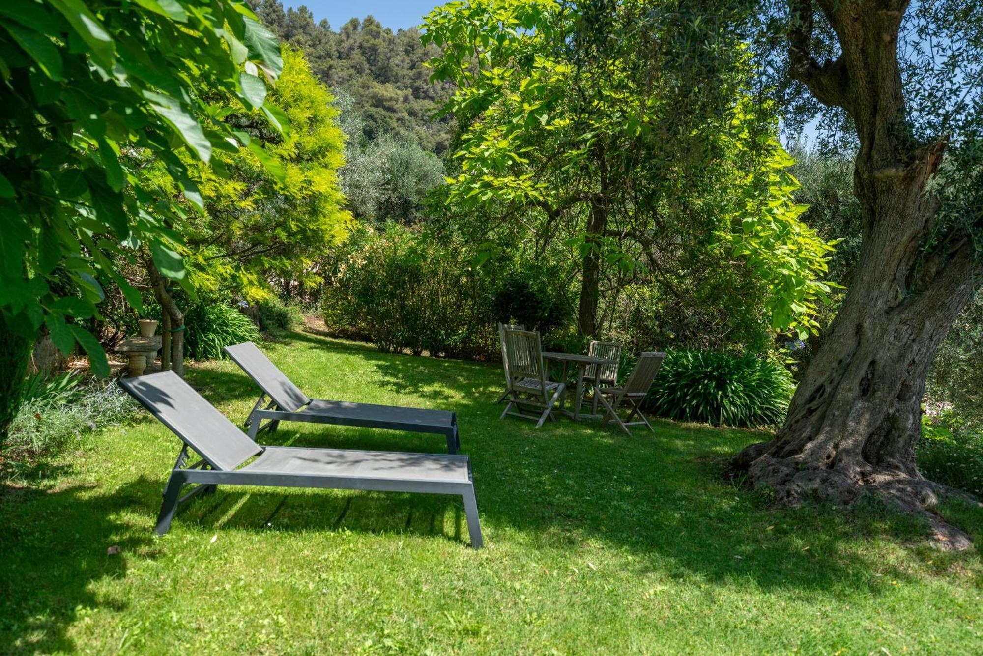 La Colline De Vence Bed & Breakfast Exterior foto